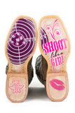 WOMENS AMERICAN WOMAN WITH SHOOT LIKE A GIRL SOLE